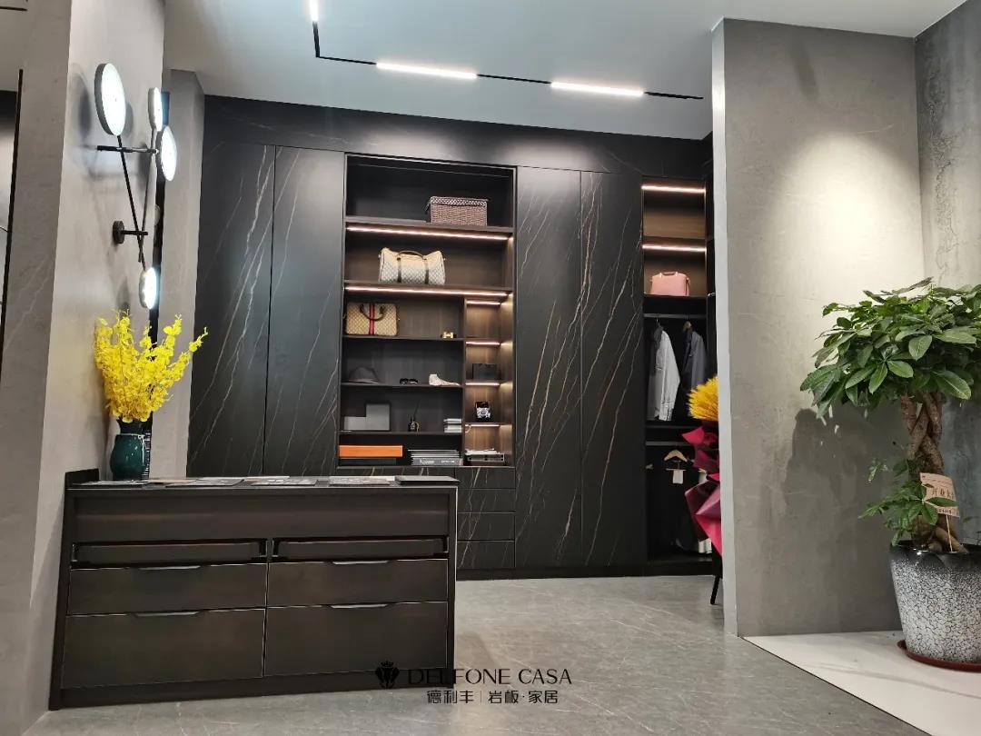 探店速遞 | 德利豐滕州巖板展館，呈現(xiàn)獨特空間美感(圖6)
